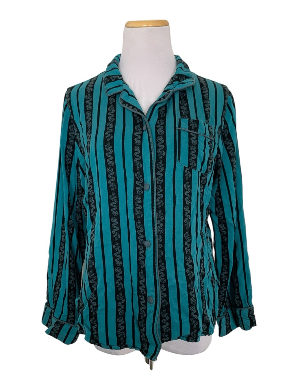 Disney Haunted Mansion Wallpaper Print Pajama Shirt Top Women’s M Button Front